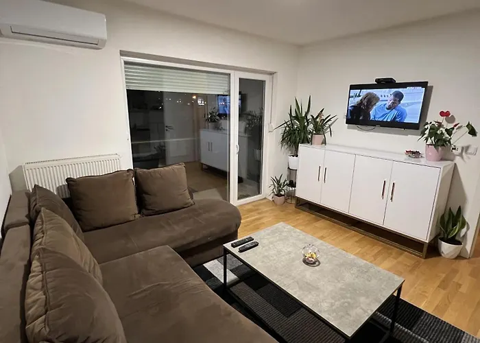 Otoka Apartments
