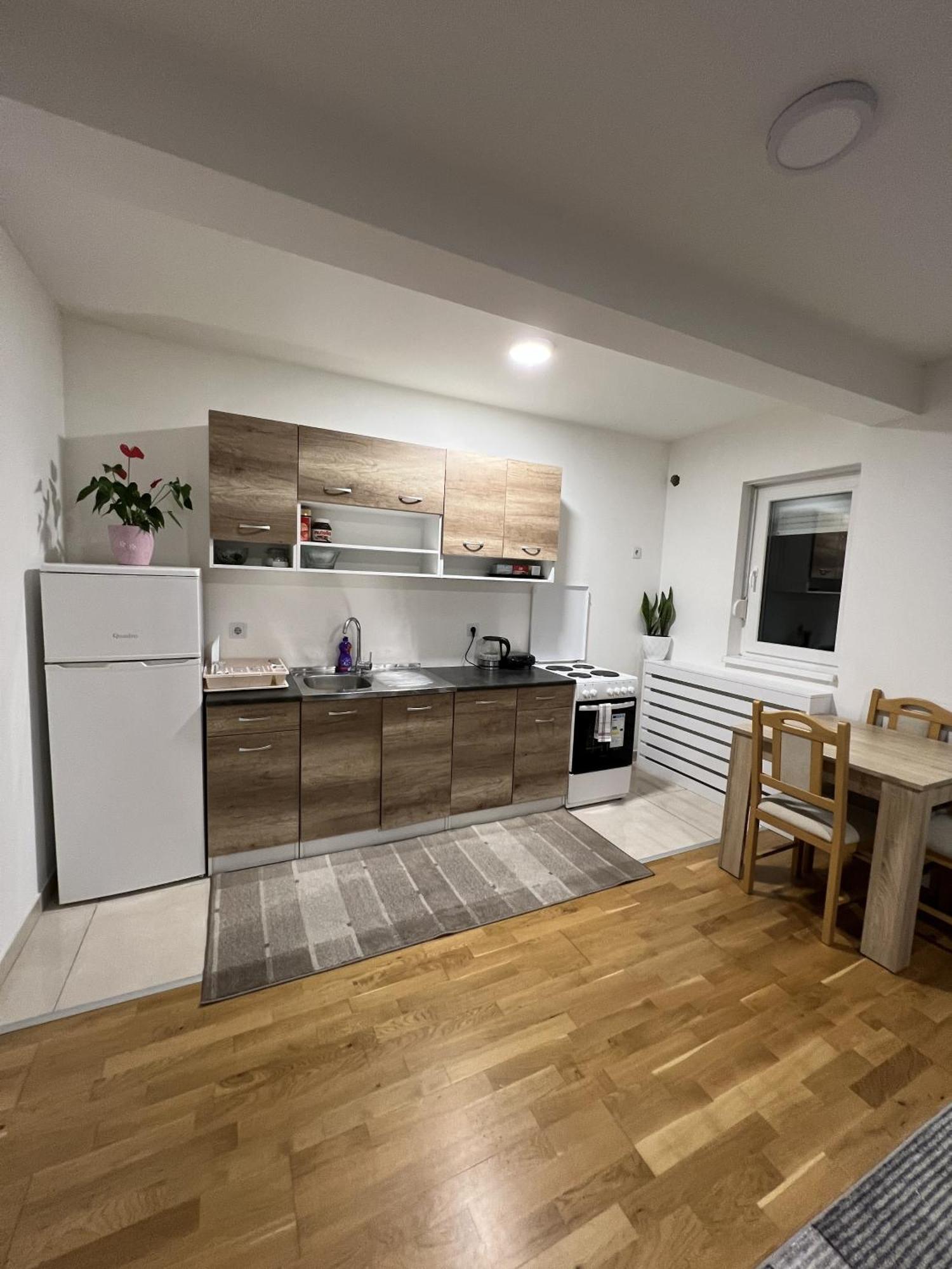 Apartment Otoka